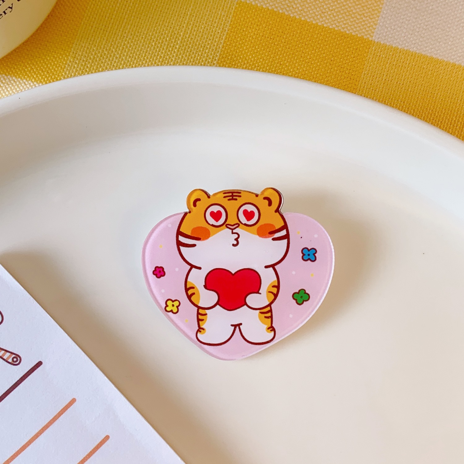 INS Trendy Cute Sweet Little Tiger Acrylic Brooch Bag Clothing Decorative Accessories Cartoon Creative Badge
