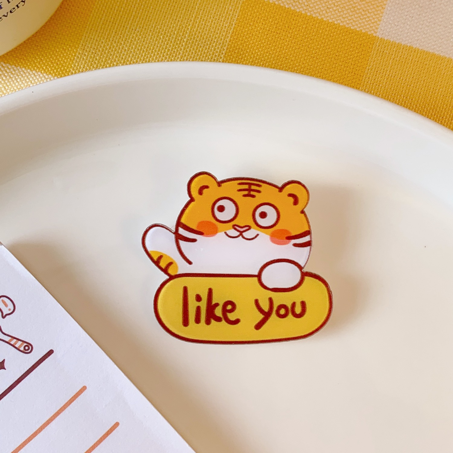 INS Trendy Cute Sweet Little Tiger Acrylic Brooch Bag Clothing Decorative Accessories Cartoon Creative Badge