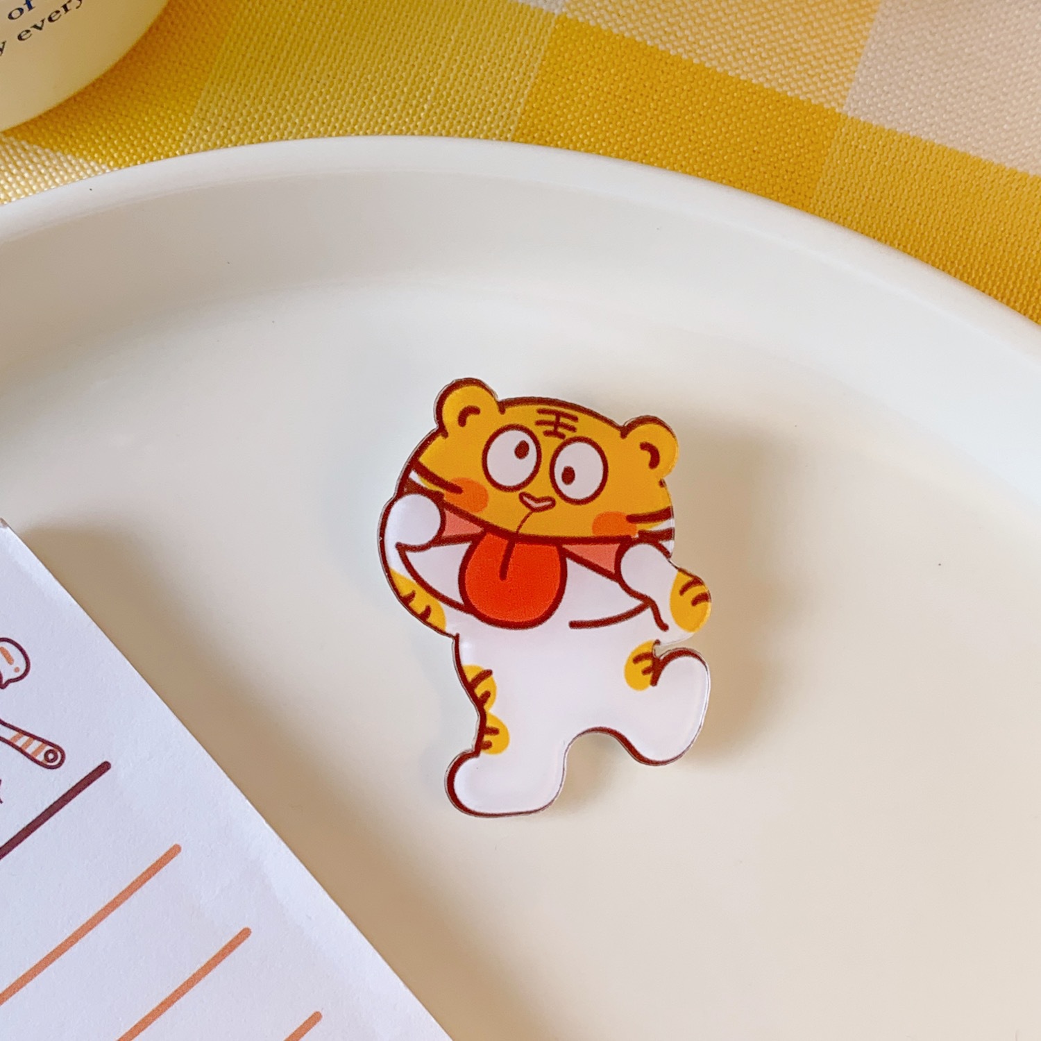 INS Trendy Cute Sweet Little Tiger Acrylic Brooch Bag Clothing Decorative Accessories Cartoon Creative Badge
