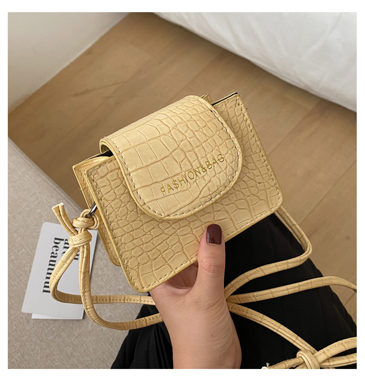 Acrylic Chain Small Bag for Women 2020 New Popular Net Red Trendy Ins Mini Messenger Bag Textured One-Shoulder Bag