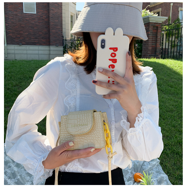 Acrylic Chain Small Bag for Women 2020 New Popular Net Red Trendy Ins Mini Messenger Bag Textured One-Shoulder Bag