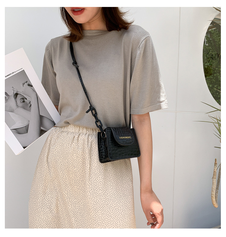 Acrylic Chain Small Bag for Women 2020 New Popular Net Red Trendy Ins Mini Messenger Bag Textured One-Shoulder Bag