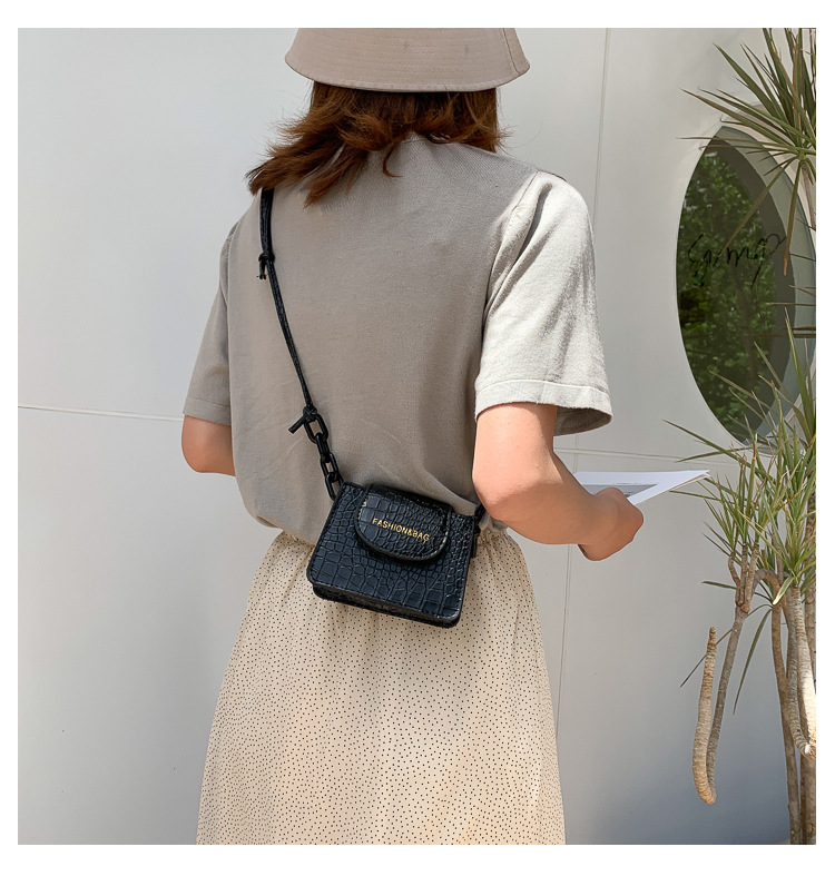 Acrylic Chain Small Bag for Women 2020 New Popular Net Red Trendy Ins Mini Messenger Bag Textured One-Shoulder Bag