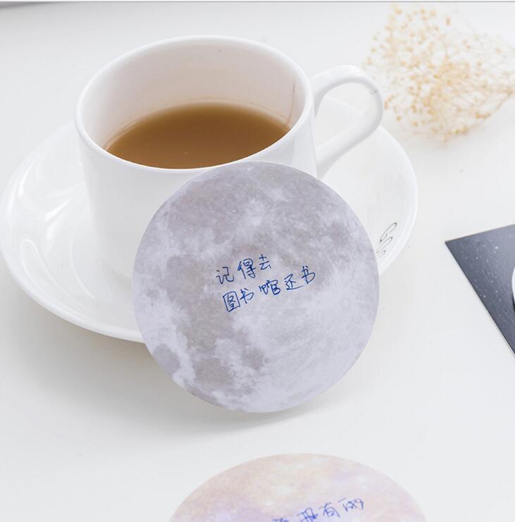 Japanese and Korean New Creative Planet Series Sticky Notes round Tear-off Note Small Notebook Office Memo Note Sticker