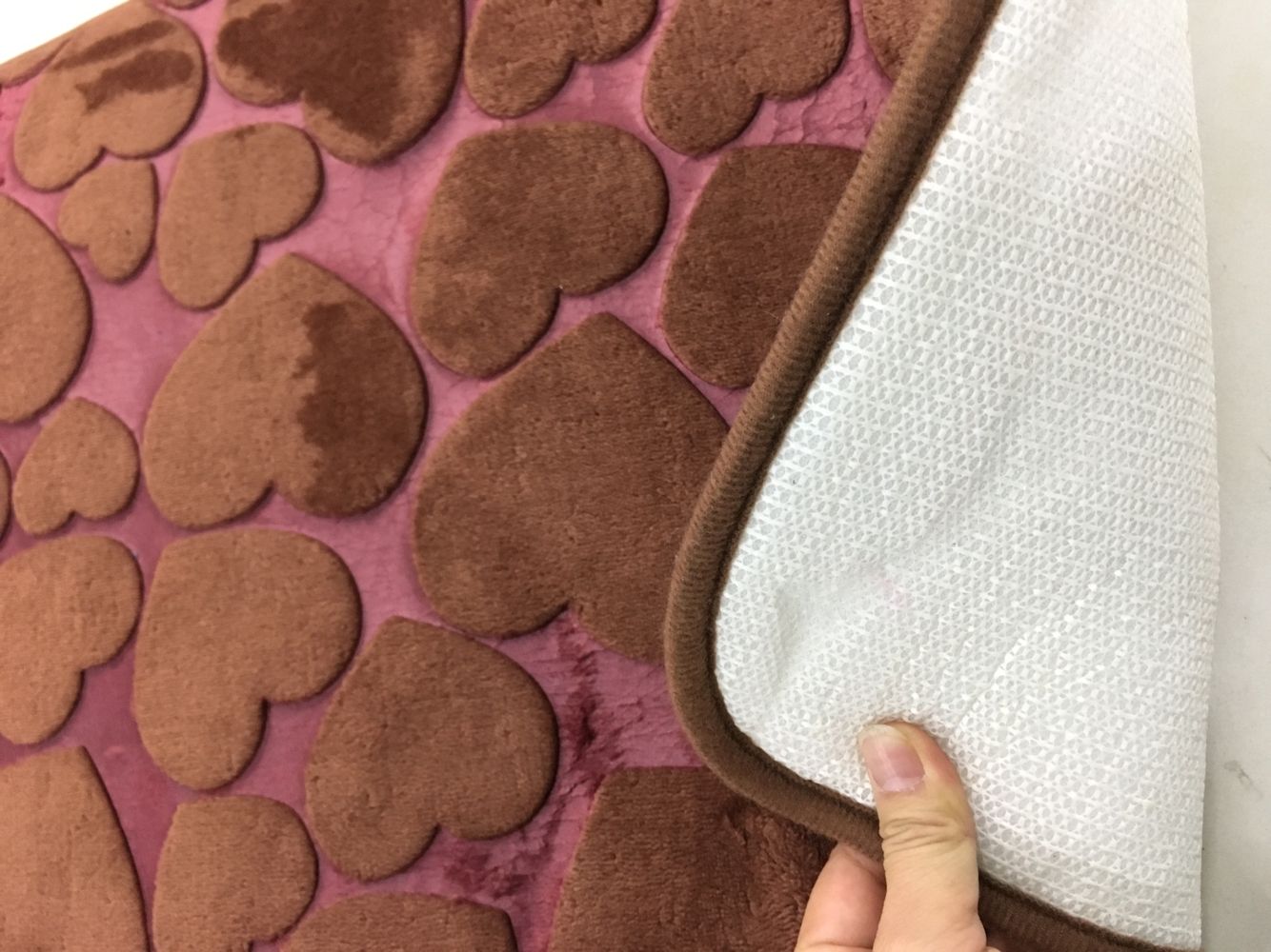 1.2cm thick two-color flannel embossed floor mat floor mat household non-slip mat carpet bed mat table mat 1.2cm thick two-color flannel embossed floor mat floor mat household non-slip mat carpet bed mat table mat
