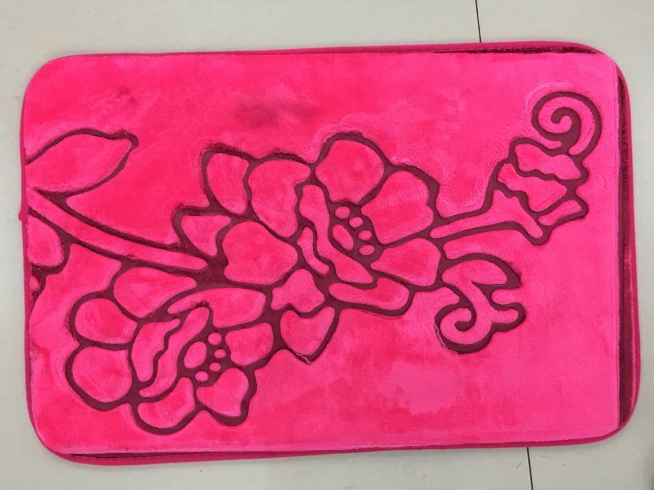 1.2cm thick two-color flannel embossed floor mat floor mat household non-slip mat carpet bed mat table mat 1.2cm thick two-color flannel embossed floor mat floor mat household non-slip mat carpet bed mat table mat