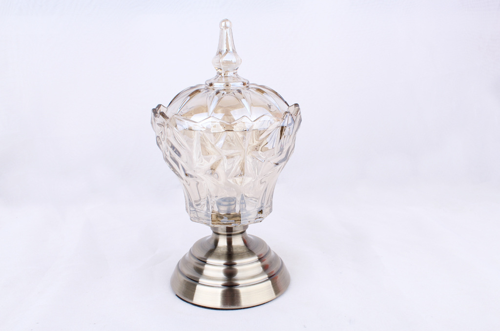 European Candy Plate Creative Luxury High-Grade Glass Large Fruit Pot Living Room Decoration Utensils Coffee Table Home Practical Decoration European Candy Plate Creative Luxury High-Grade Glass Large Fruit Pot Living Room Decoration Utensils Coffee Table Home Practical Decoration