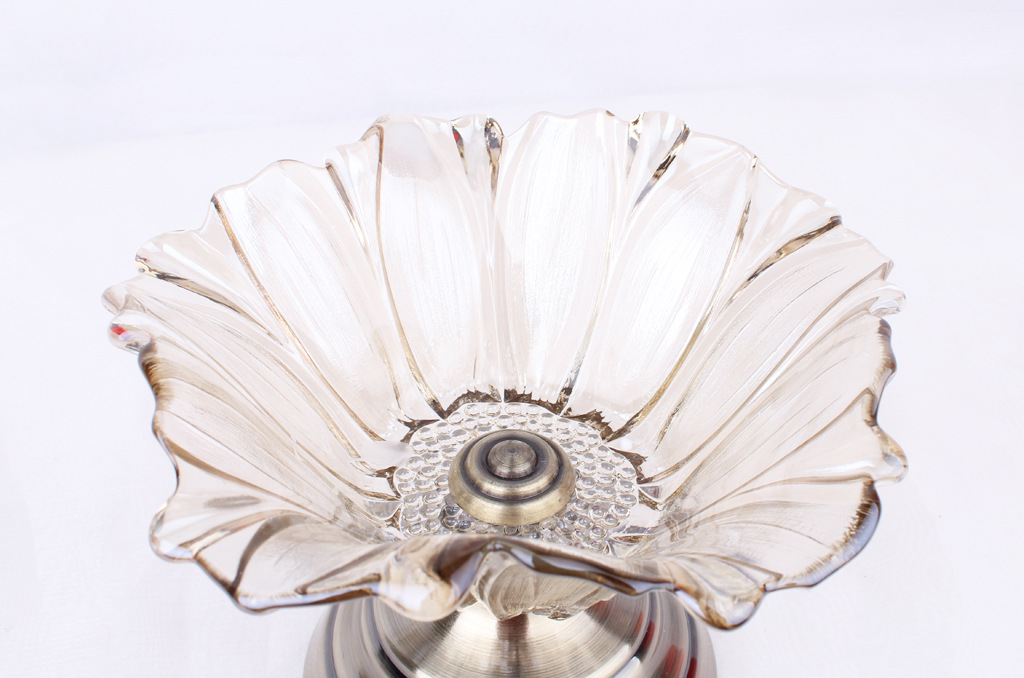 European Candy Plate Creative Luxury High-Grade Glass Large Fruit Pot Living Room Decoration Utensils Coffee Table Home Practical Decoration European Candy Plate Creative Luxury High-Grade Glass Large Fruit Pot Living Room Decoration Utensils Coffee Table Home Practical Decoration
