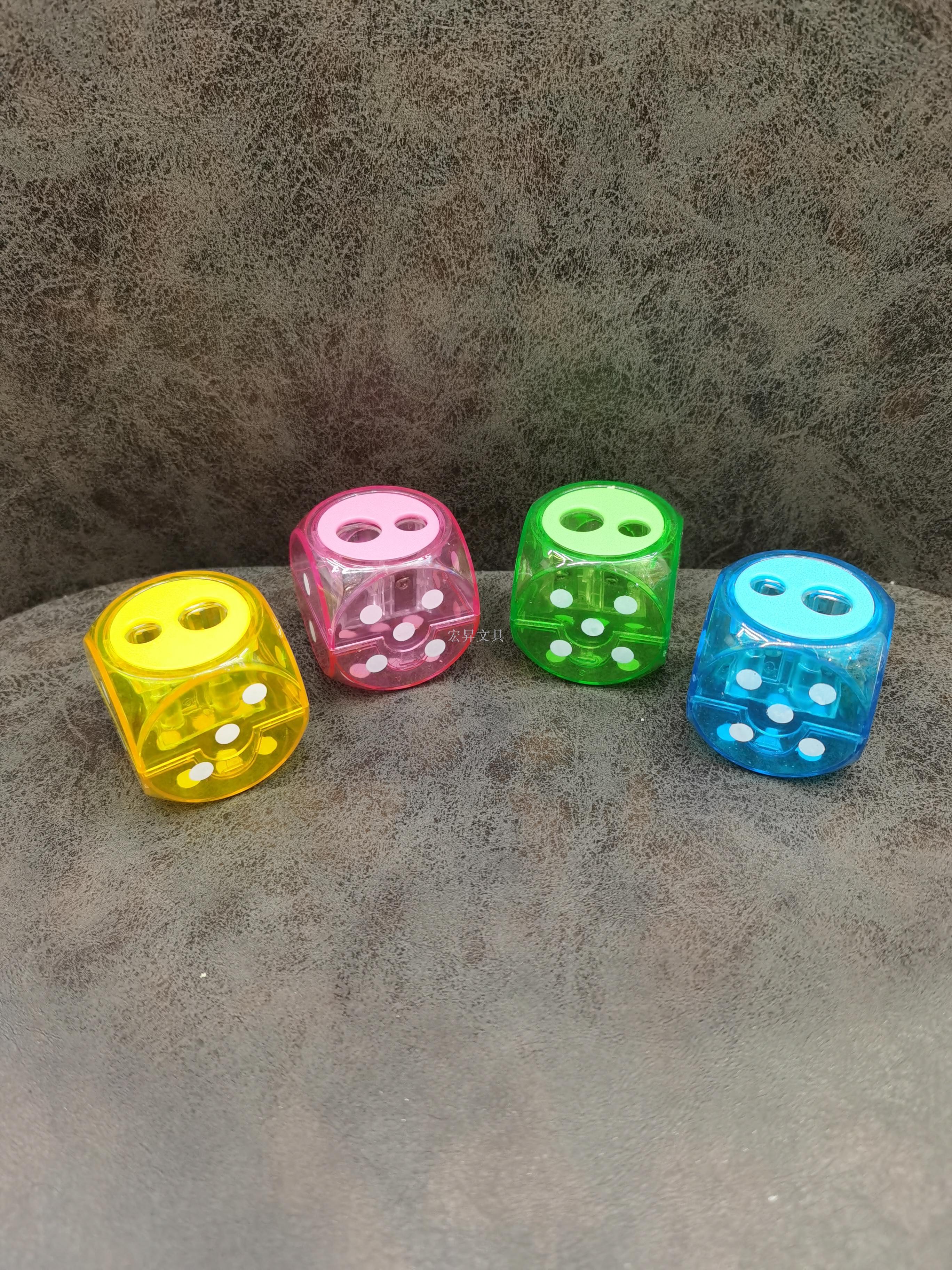 Dice pencil sharpener 602 transparent size double hole creative pencil sharpener student office stationery manual pencil sharpener