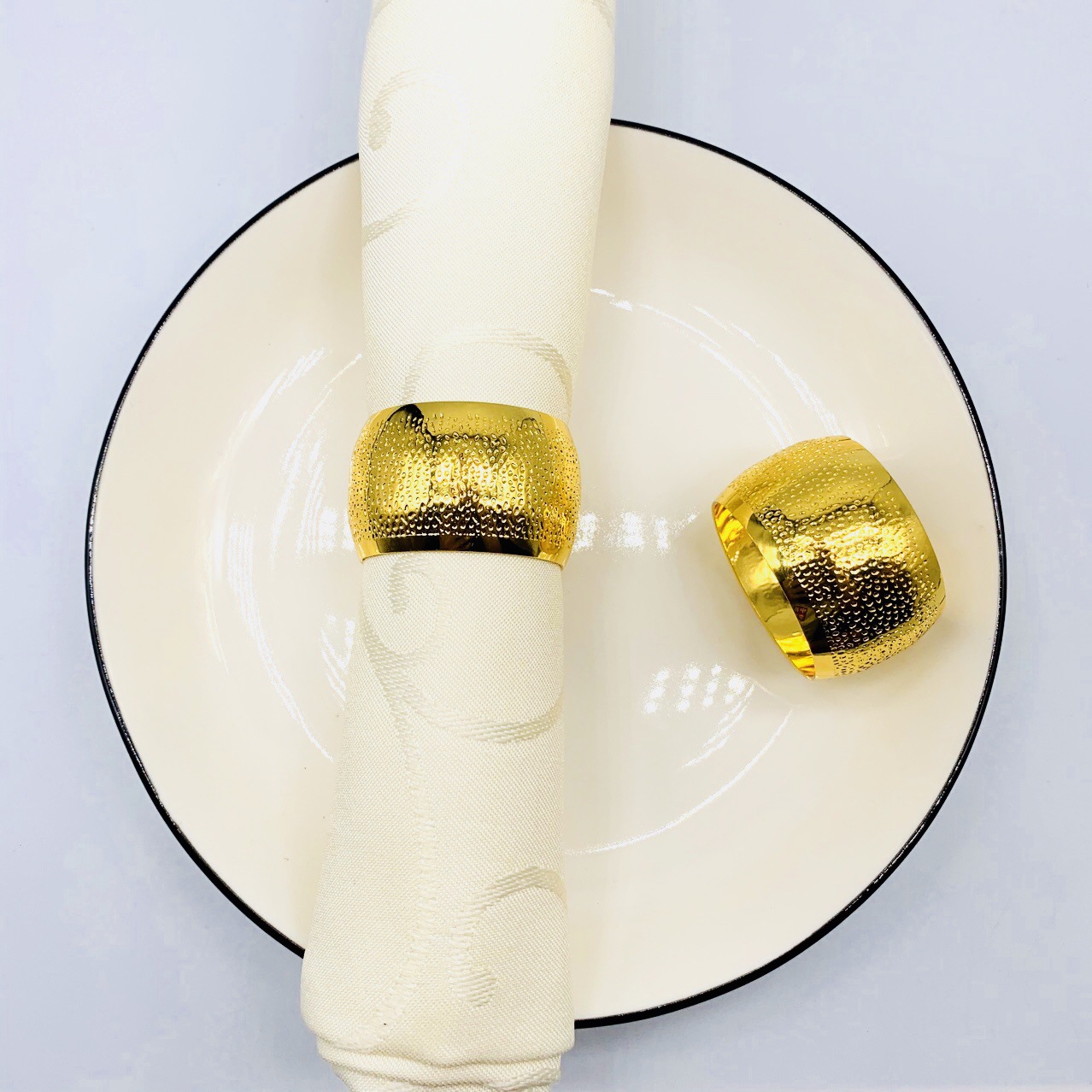 Hotel Model Room Banquet Table European Metal Napkin Ring Napkin Ring Napkin Ring round Frosted Gold