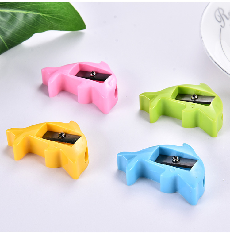 Student pencil sharpener Creative simple cartoon series pencil sharpener children manual stationery Student pencil sharpener Creative simple cartoon series pencil sharpener children manual stationery