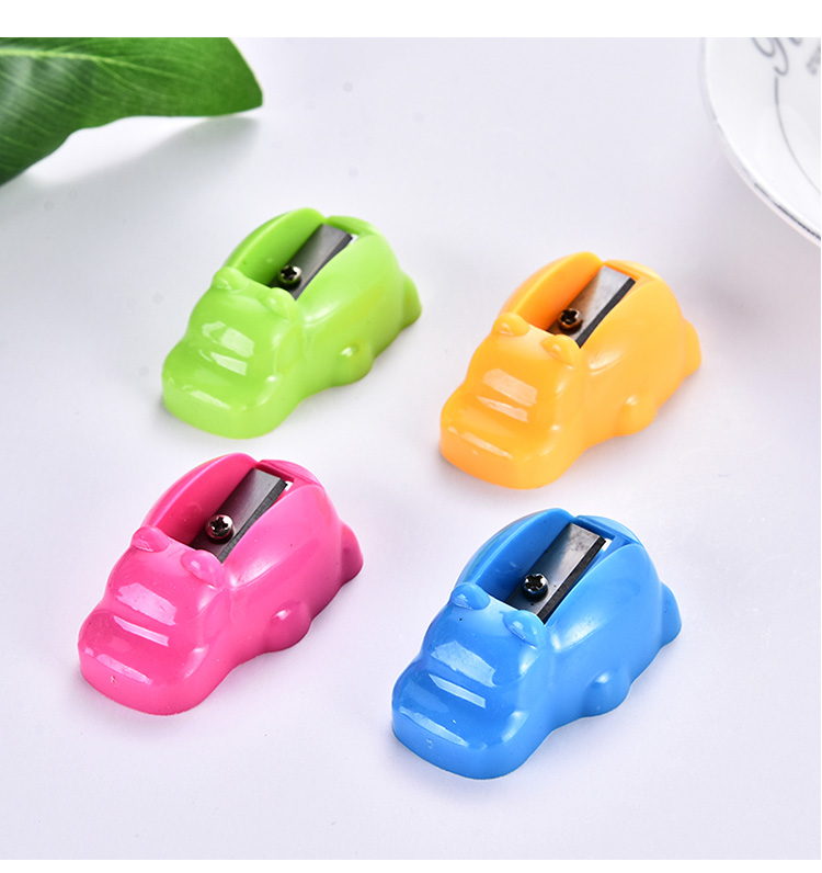 Student pencil sharpener Creative simple cartoon series pencil sharpener children manual stationery Student pencil sharpener Creative simple cartoon series pencil sharpener children manual stationery