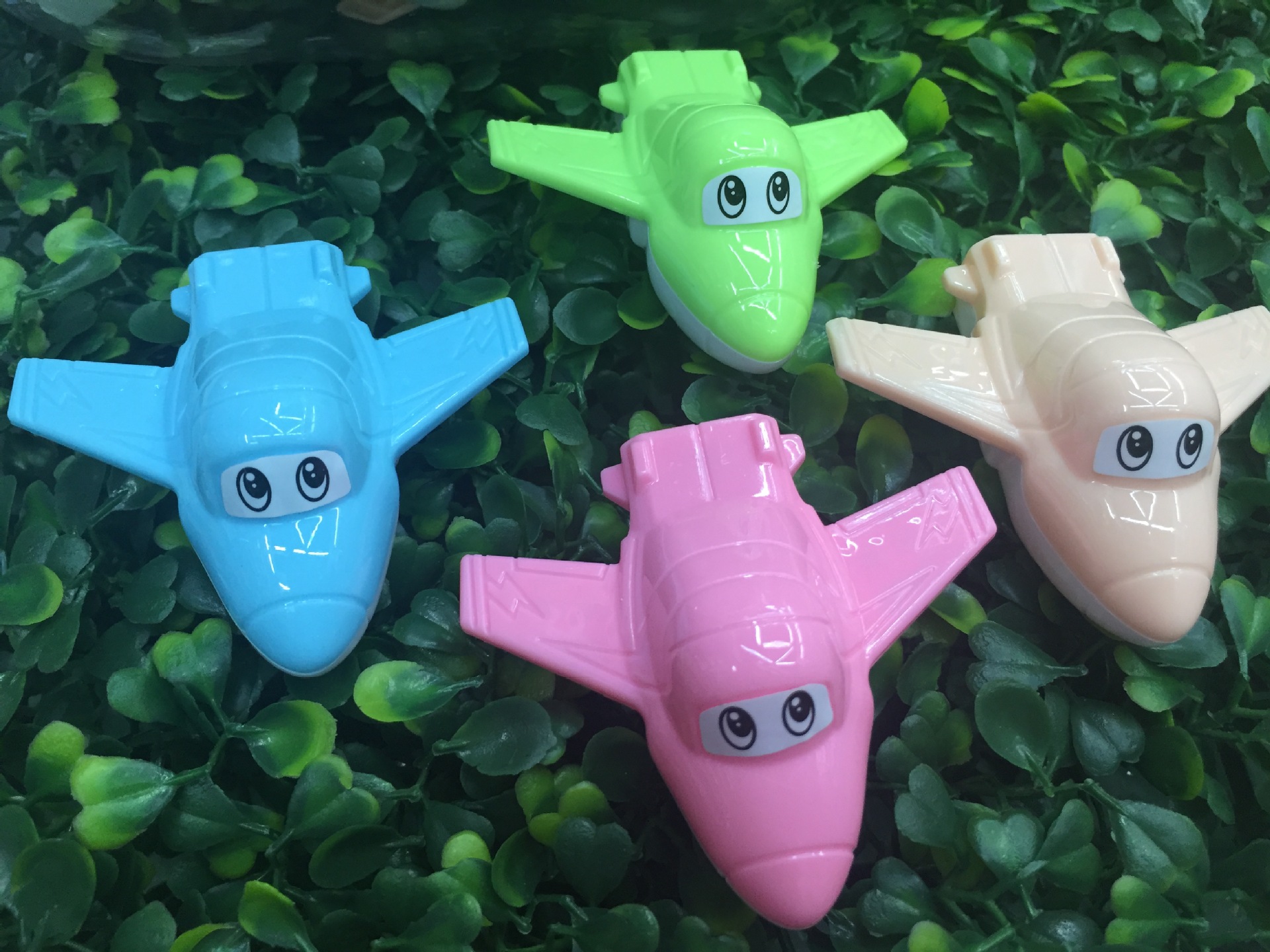 Cartoon aircraft style pencil sharpener Korean creative single-hole student pencil sharpener wholesale Cartoon aircraft style pencil sharpener Korean creative single-hole student pencil sharpener wholesale