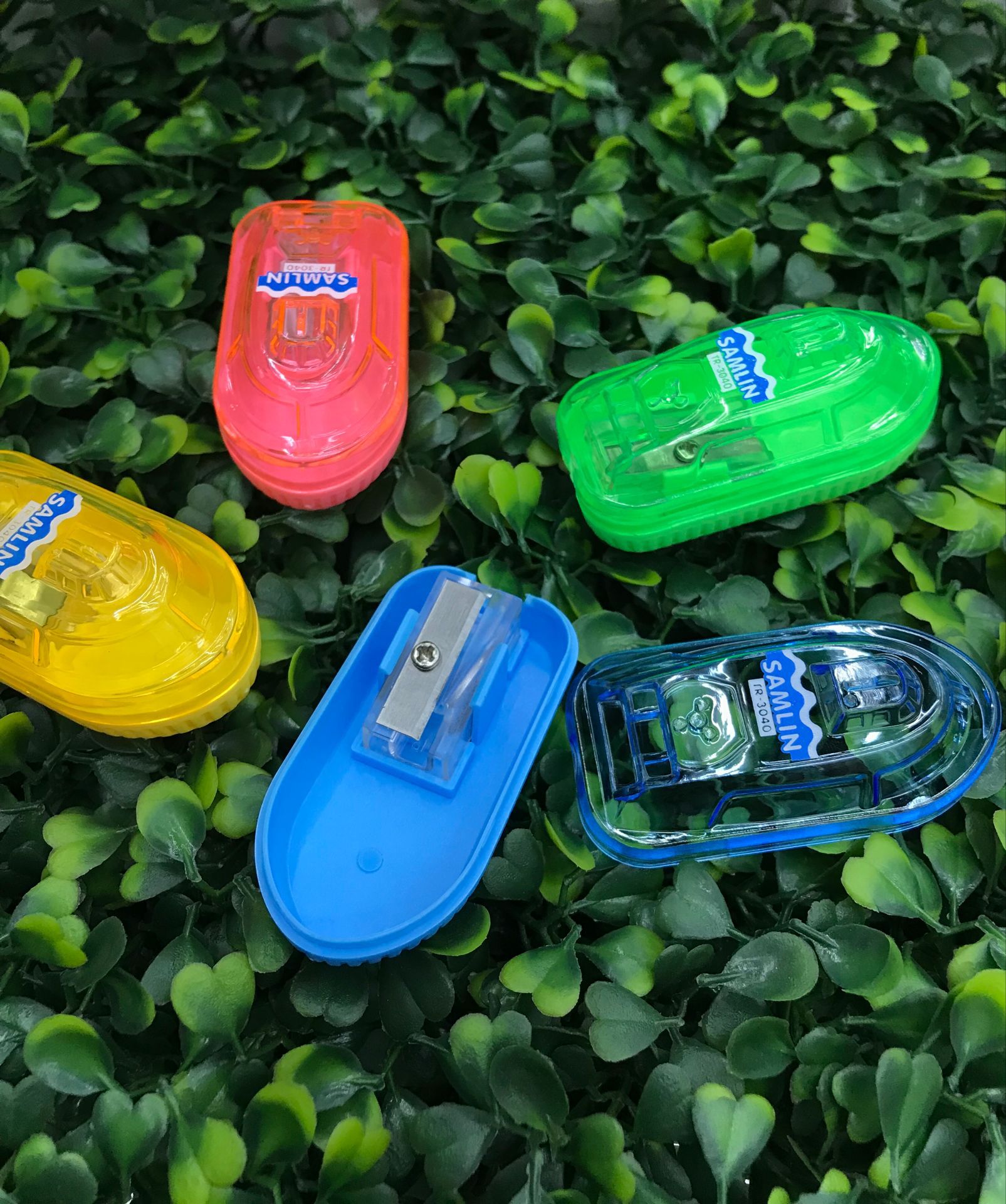 Cruise style single-hole pencil sharpener students stationery supplies pencil sharpener pen plane Cruise style single-hole pencil sharpener students stationery supplies pencil sharpener pen plane