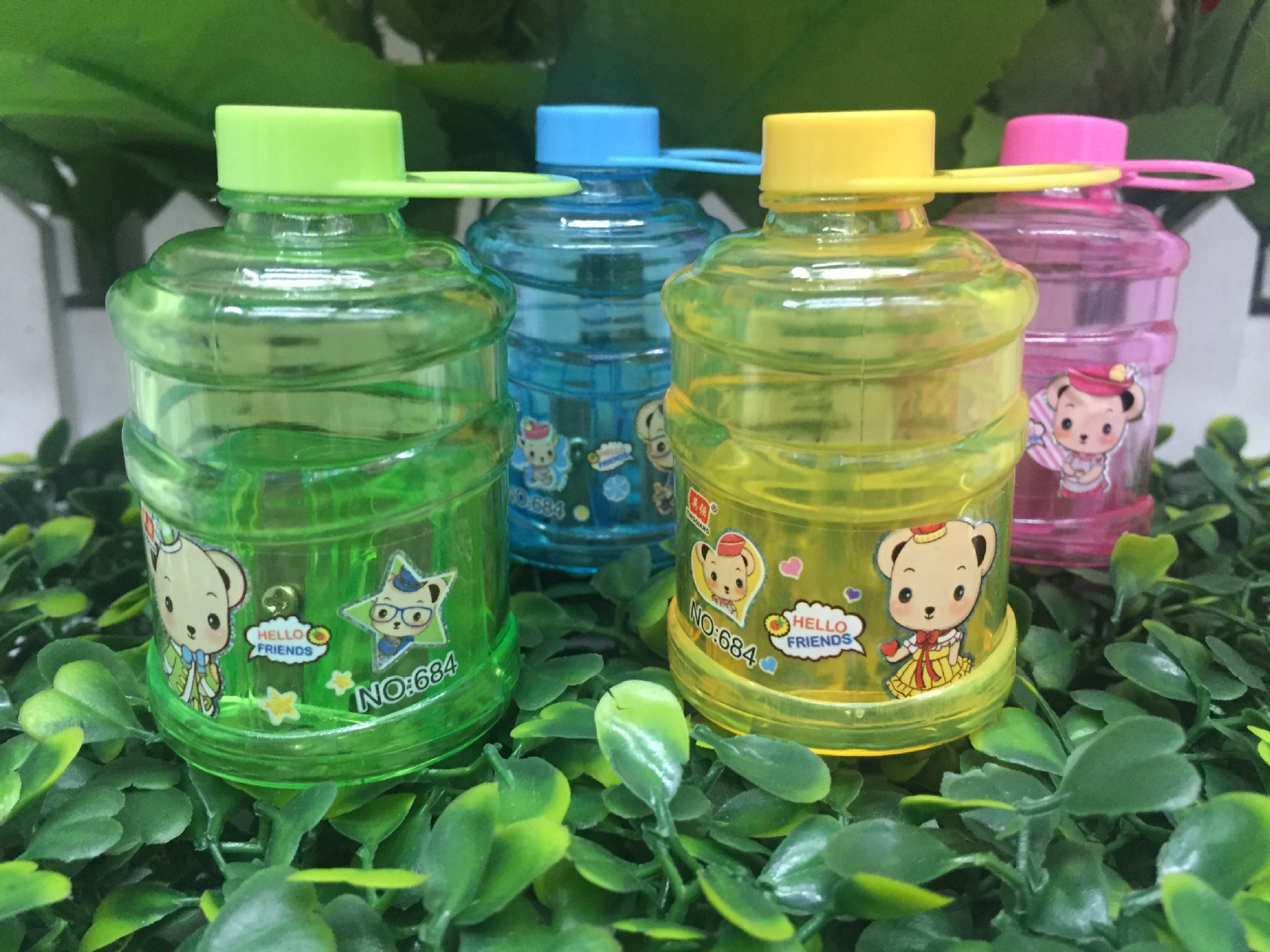 Cartoon watercooler shaped pencil sharpener creative single-hole plastic pencil sharpener Cartoon watercooler shaped pencil sharpener creative single-hole plastic pencil sharpener