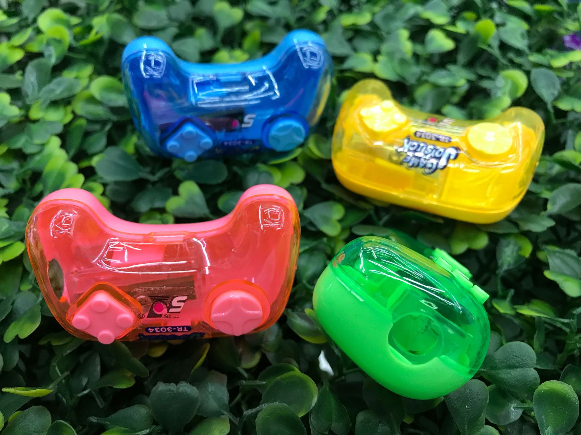 Students single hole pencil sharpener Korean style remote control pencil sharpener stationery wholesale Students single hole pencil sharpener Korean style remote control pencil sharpener stationery wholesale