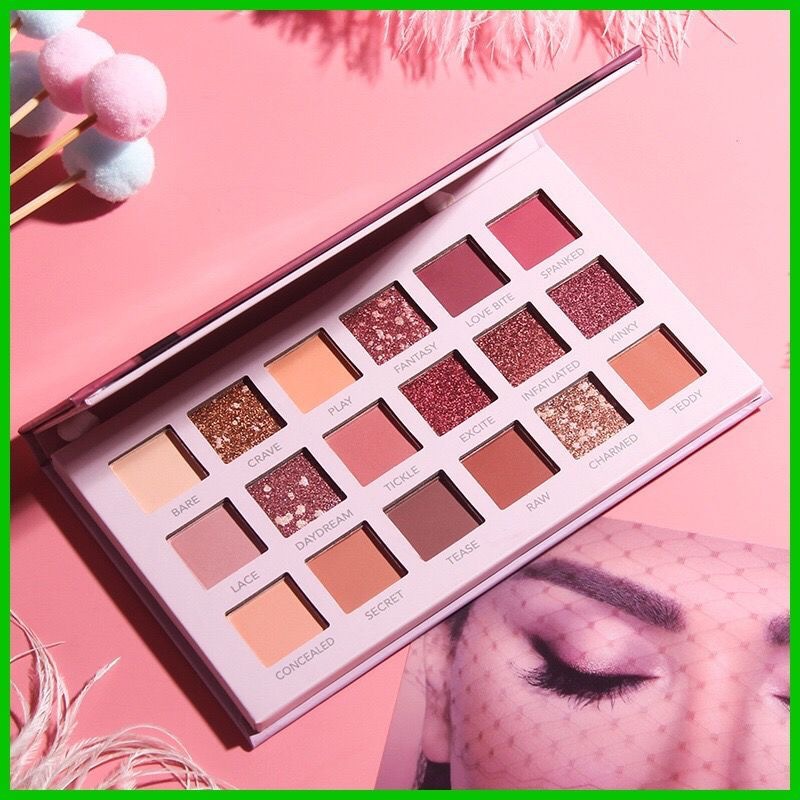 18 Colors Eyeshadow Palette With Mirror Shimmer Natural Eye Shadow Tray 18 Colors Eyeshadow Palette With Mirror Shimmer Natural Eye Shadow Tray