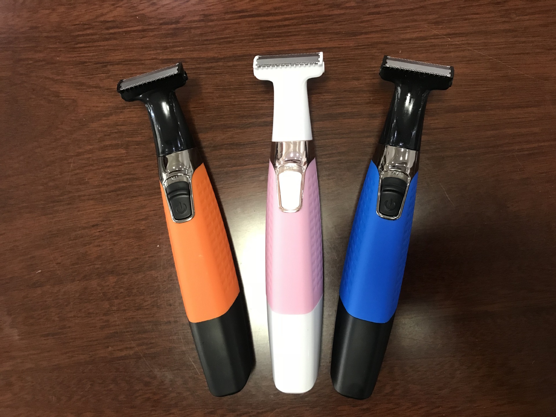 Electric men and women hair shaver hair remover shaver shaver shaver shaver water all over the body to remove hair Electric men and women hair shaver hair remover shaver shaver shaver shaver water all over the body to remove hair
