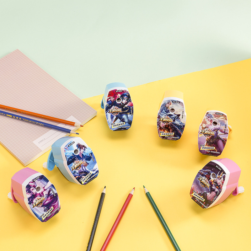 Cartoon king glory pattern hand - hold pencil sharpener