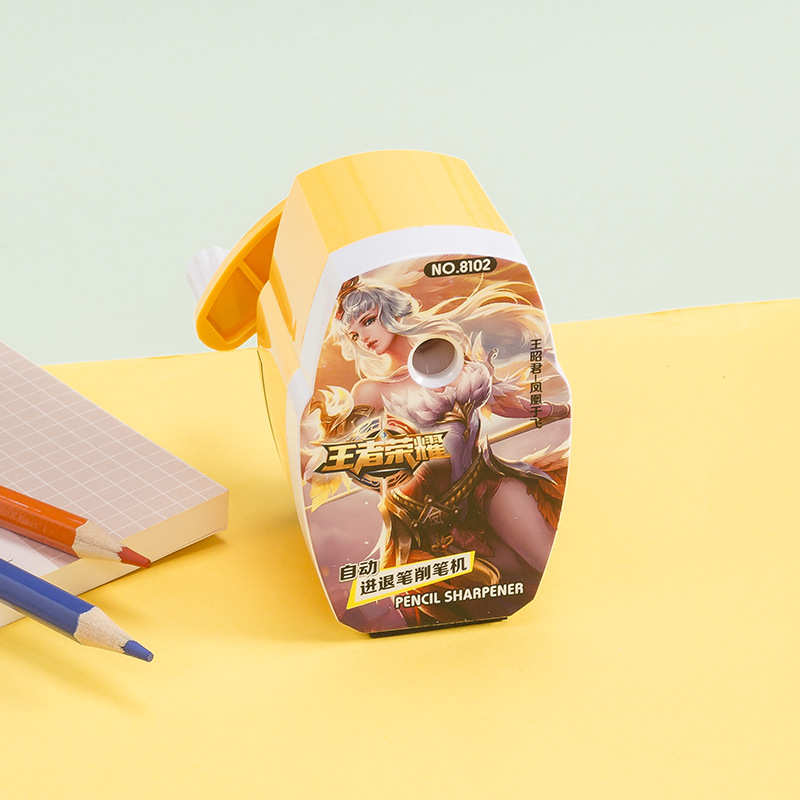 Cartoon king glory pattern hand - hold pencil sharpener