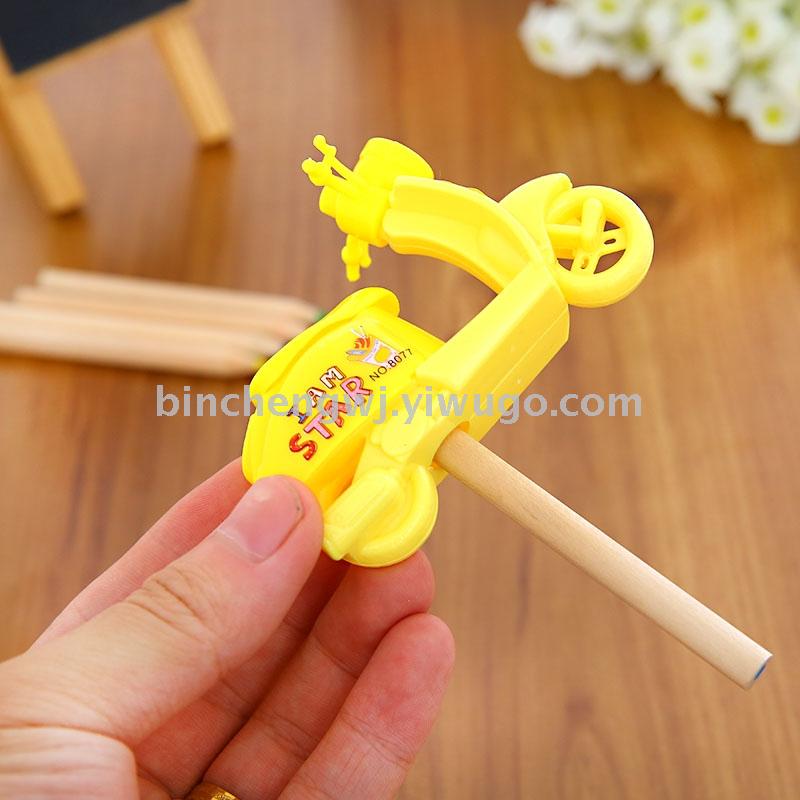 Cartoon motorcycle pencil sharpener Student pencil sharpener pencil sharpener stationery wholesale