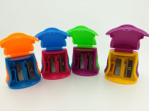 Korean creative student stationery kindergarten gift large hole pencil sharpener colored double hole pencil sharpener Korean creative student stationery kindergarten gift large hole pencil sharpener colored double hole pencil sharpener