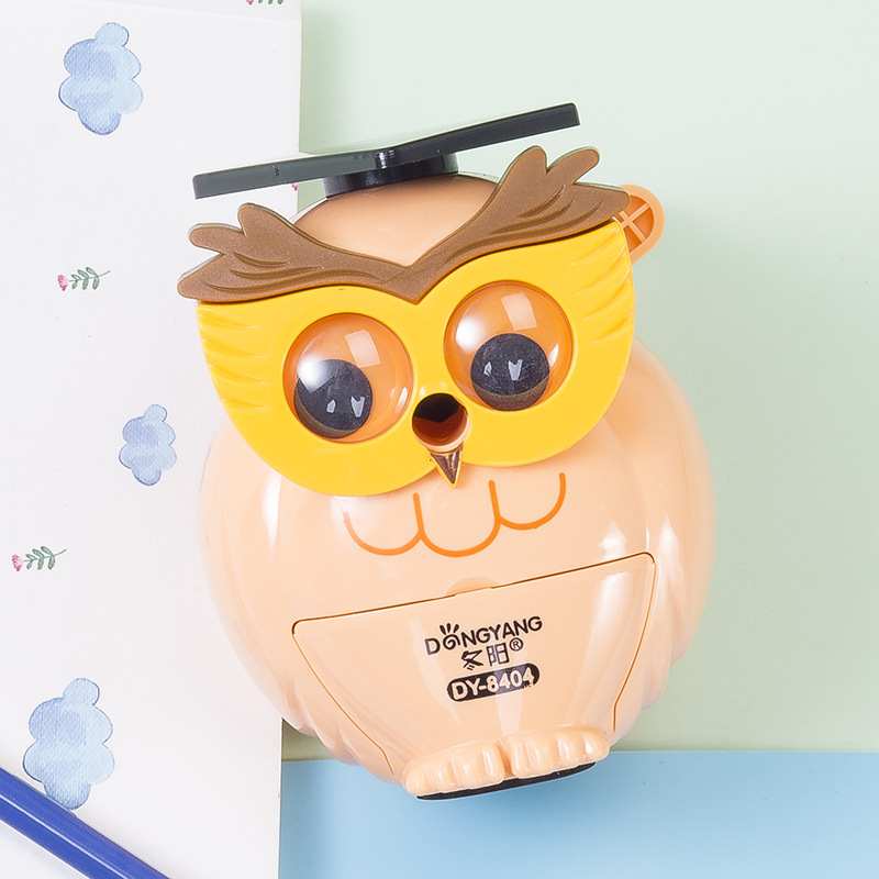Creative owl shaped hand pencil sharpener cartoon pencil sharpener Creative owl shaped hand pencil sharpener cartoon pencil sharpener