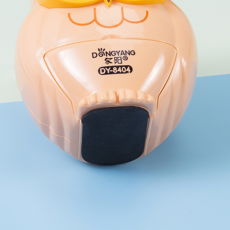 Creative owl shaped hand pencil sharpener cartoon pencil sharpener Creative owl shaped hand pencil sharpener cartoon pencil sharpener