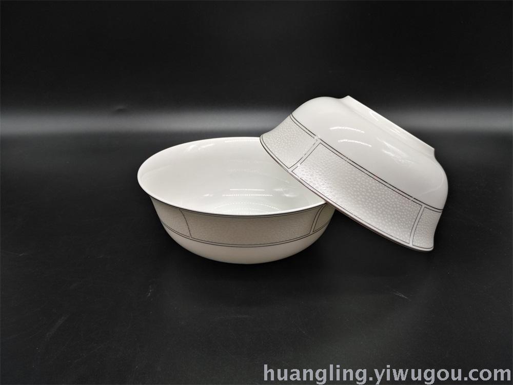 Blue and white porcelain bowl set Jingdezhen ceramic bone china tableware bowl plate wholesale ceramic tableware Blue and white porcelain bowl set Jingdezhen ceramic bone china tableware bowl plate wholesale ceramic tableware