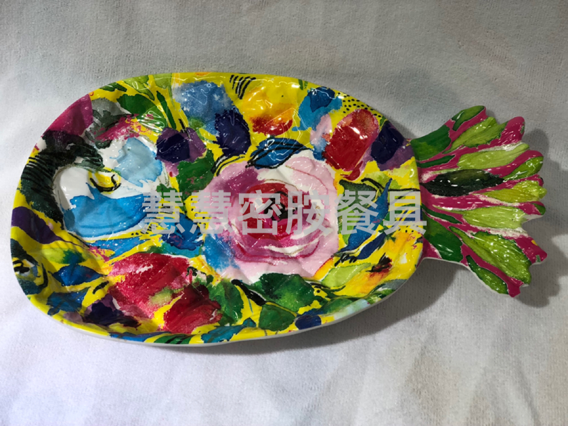 Melamine Tableware A5 Creative Graffiti Fruit Plate Pineapple Shape Fruit Melamine Dish Meinai Plate