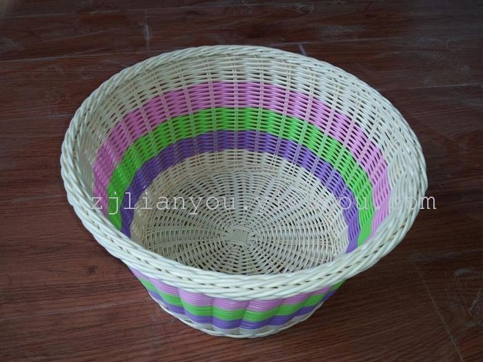 European supermarkets are dedicated green mixed batch hot new stylish hand-woven storage baskets fruit baskets European supermarkets are dedicated green mixed batch hot new stylish hand-woven storage baskets fruit baskets