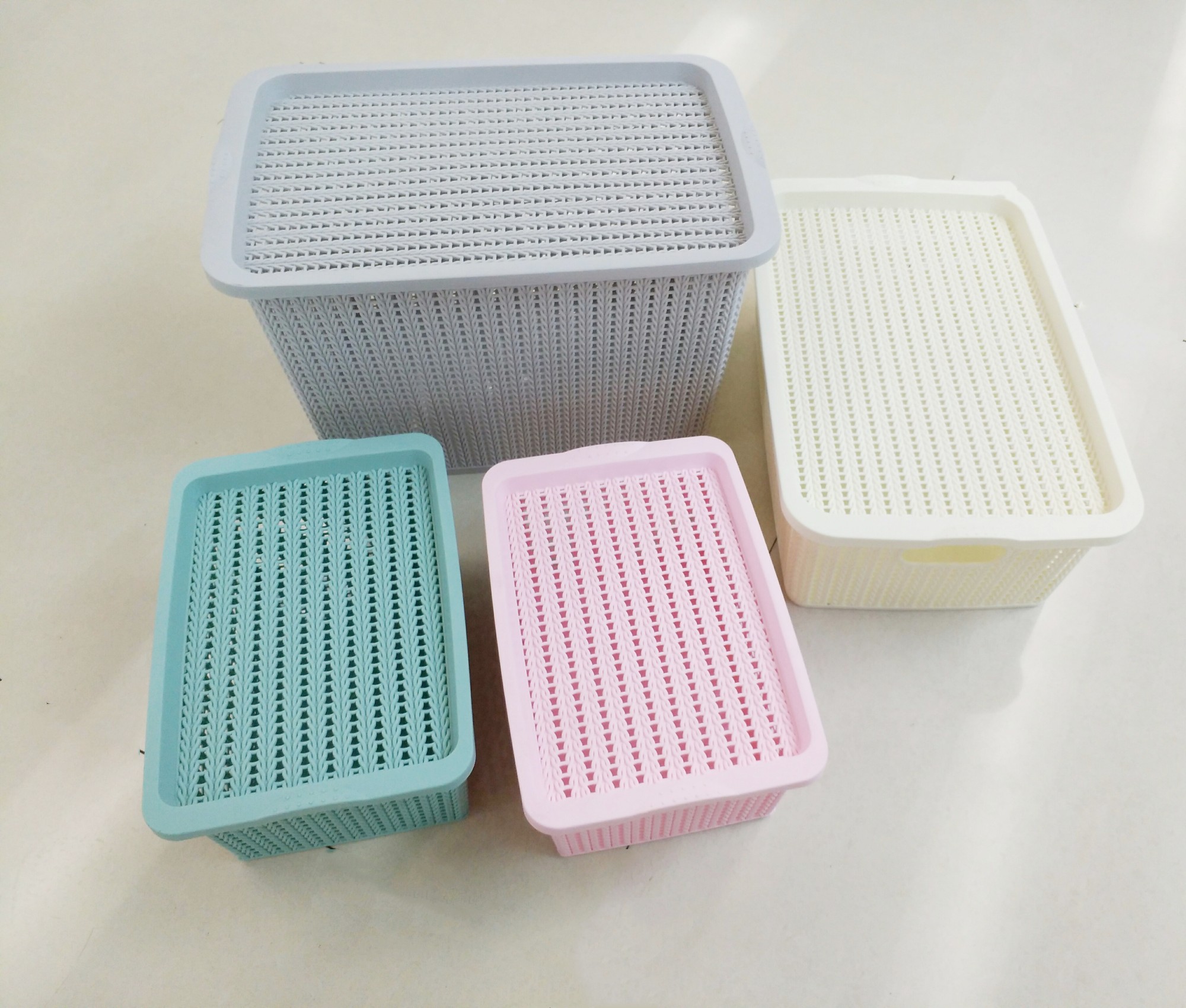 The new shelves multi-functional creative rectangular rattan plastic storage baskets organize baskets