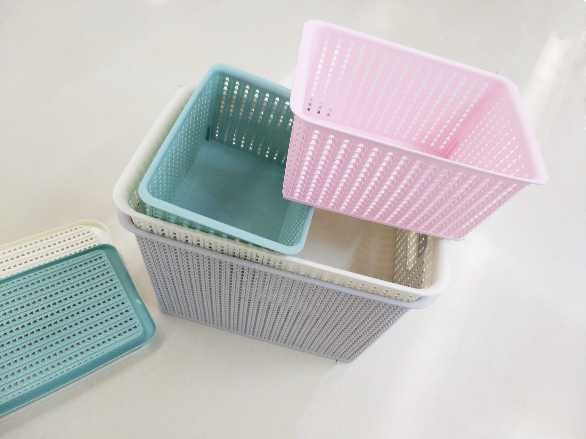 The new shelves multi-functional creative rectangular rattan plastic storage baskets organize baskets The new shelves multi-functional creative rectangular rattan plastic storage baskets organize baskets