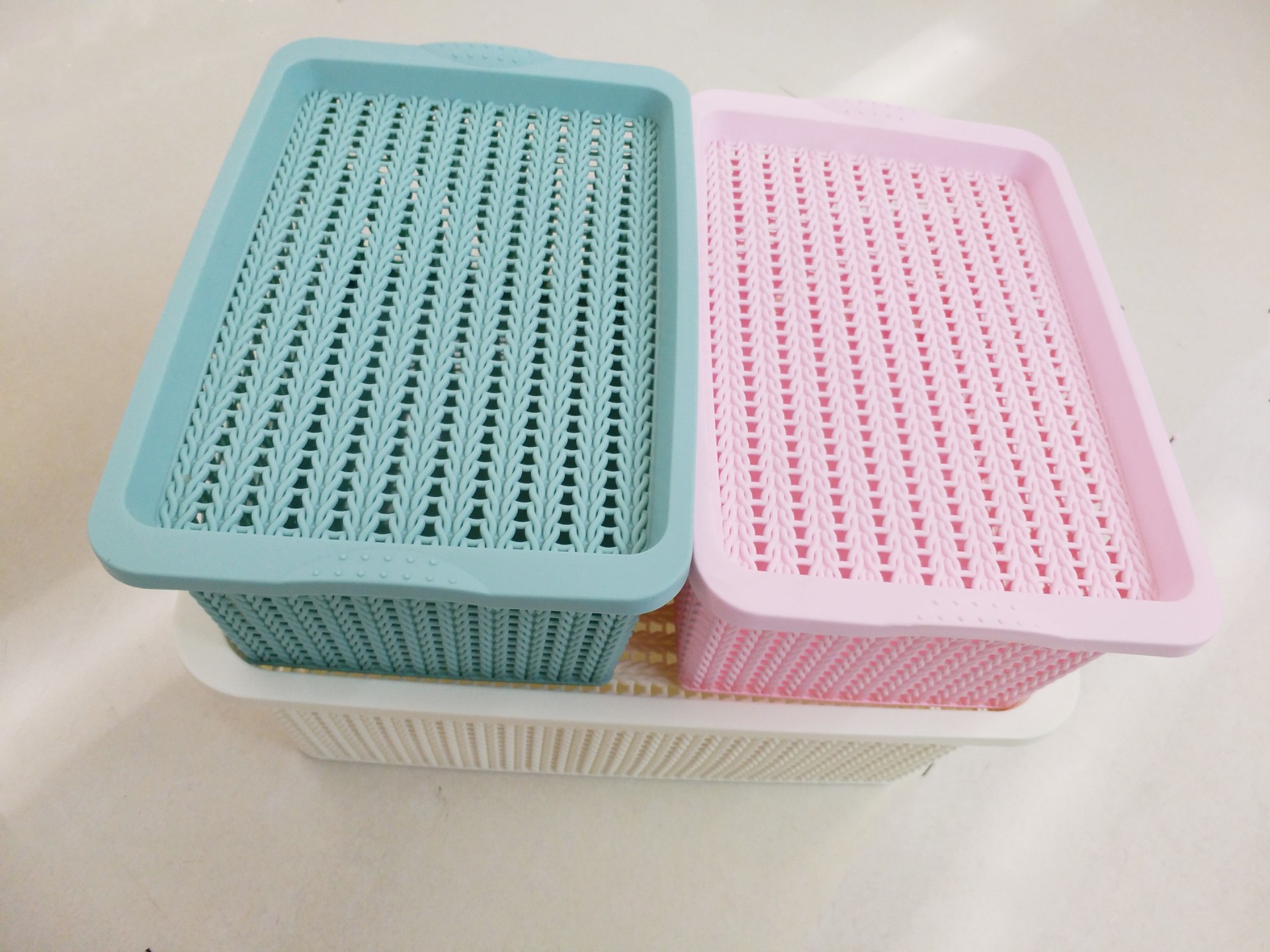 The new shelves multi-functional creative rectangular rattan plastic storage baskets organize baskets The new shelves multi-functional creative rectangular rattan plastic storage baskets organize baskets