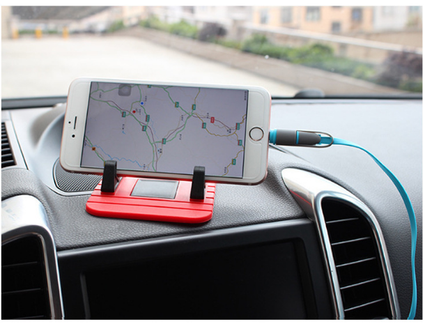 Car Supplies Wholesale Multifunctional Car Phone Holder Car Silicone Non-Slip Mat Dashboard Storage Pad