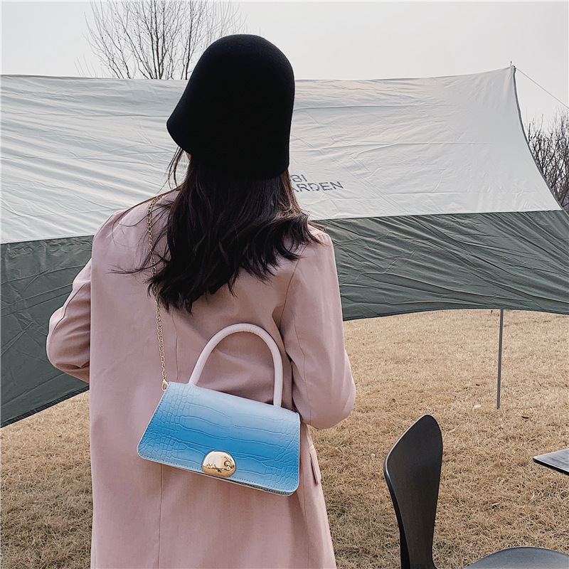 2021 Spring New Trendy Underarm Bag Chain Shoulder Small Bag Women&#039;s Bag Simple French Stick Small Square Bag Women&#039;s
