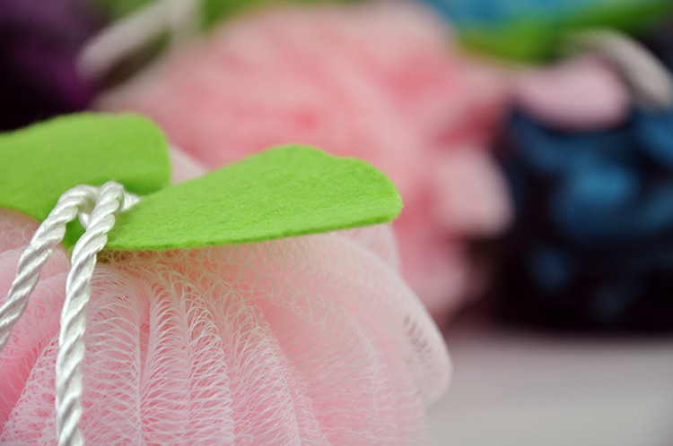 Sunday-Korean version can be linked to Apple color flower bath ball bath bath to clean the bathroom must bath brush Sunday-Korean version can be linked to Apple color flower bath ball bath bath to clean the bathroom must bath brush