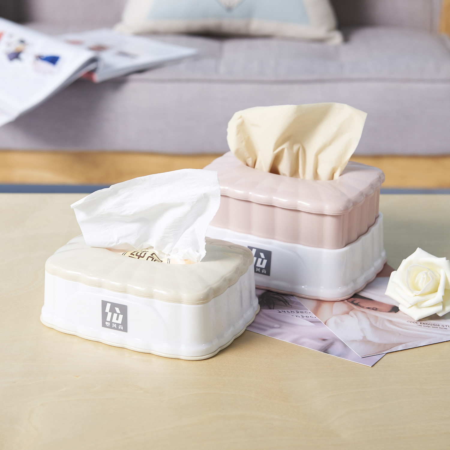 Plastic Tissue Box Creative Living Room Tissue Box Household Desk Retractable Tissue Storage Box Tissue Box Plastic Tissue Box Creative Living Room Tissue Box Household Desk Retractable Tissue Storage Box Tissue Box
