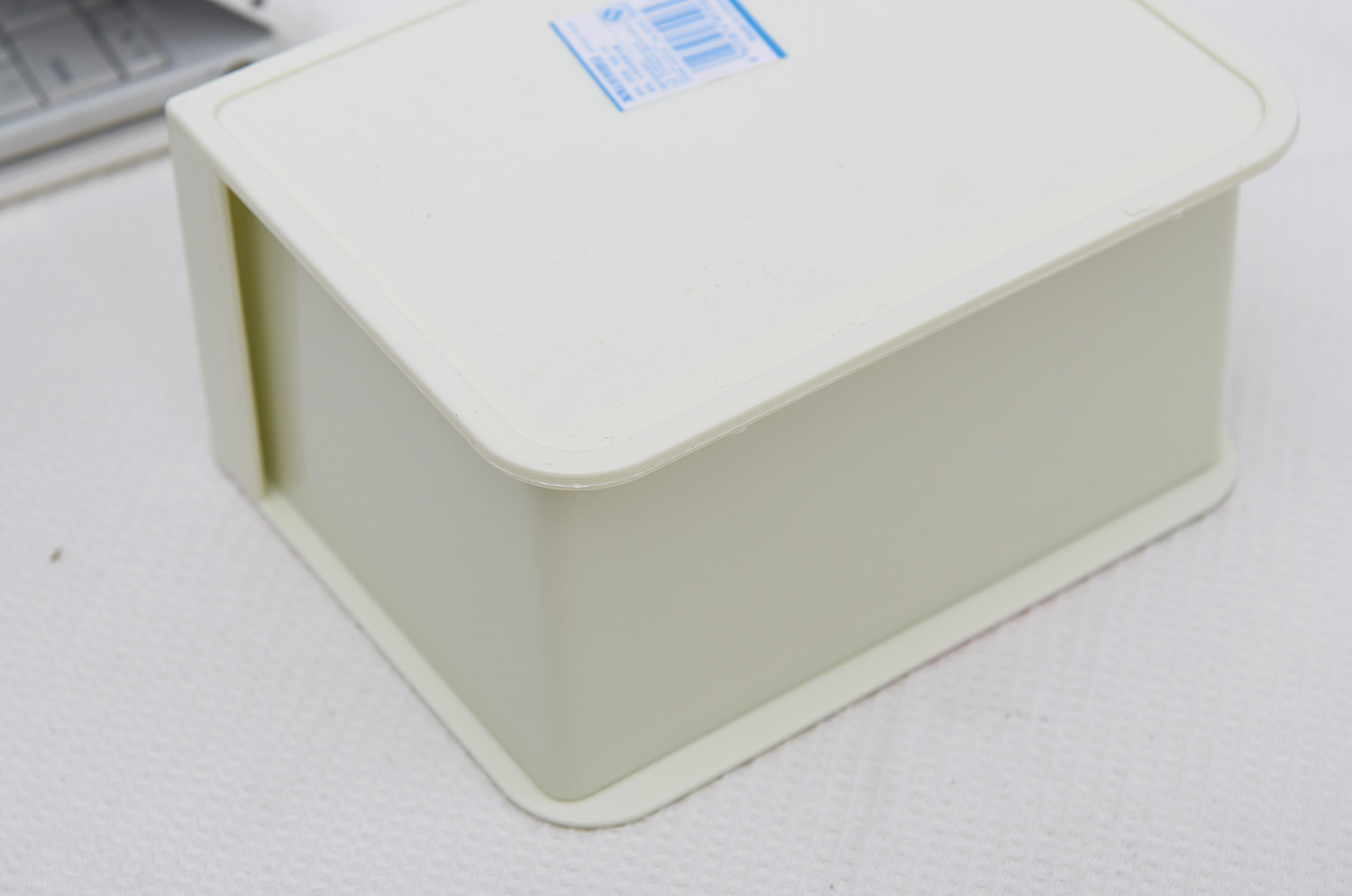 Plastic Tissue Box Creative Living Room Tissue Box Household Desk Retractable Tissue Storage Box Tissue Box Plastic Tissue Box Creative Living Room Tissue Box Household Desk Retractable Tissue Storage Box Tissue Box