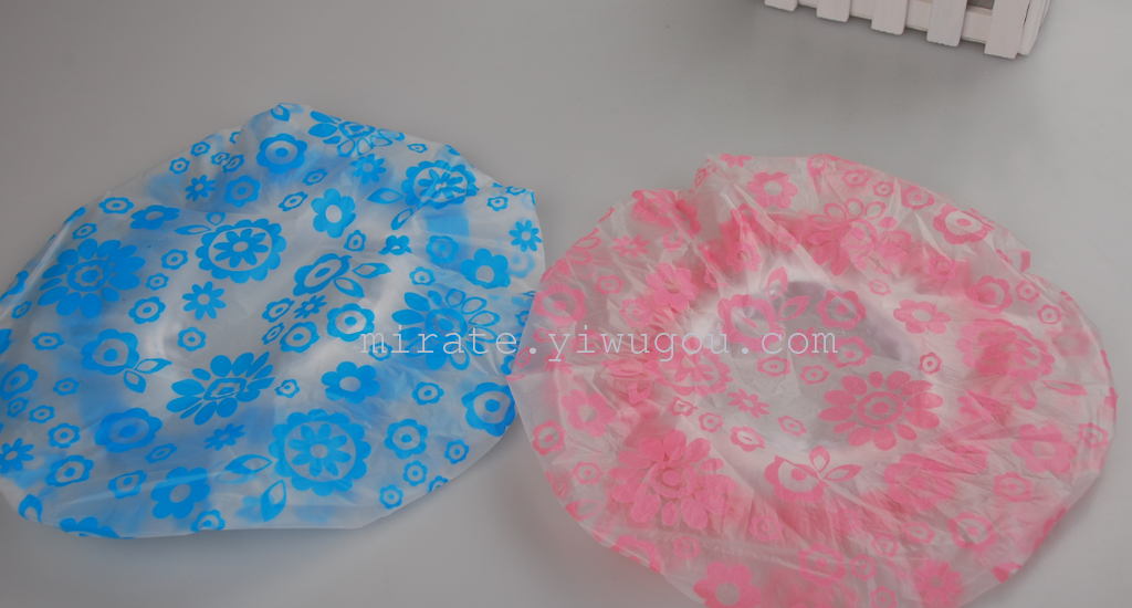 Supply of printed monochrome flowers lace lace shower cap