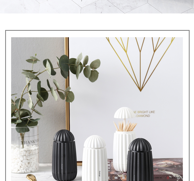Nordic Ins Livingroom Toothpick Holder Portable Plastic Toothpick Holder Hand Pressure Automatic Toothpick Bottle Creative Toothpick Box