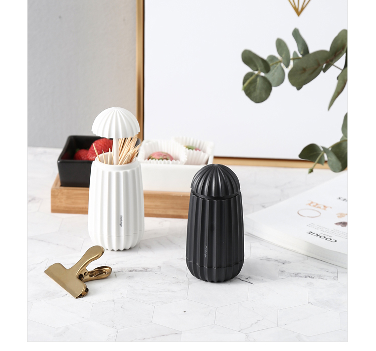 Nordic Ins Livingroom Toothpick Holder Portable Plastic Toothpick Holder Hand Pressure Automatic Toothpick Bottle Creative Toothpick Box