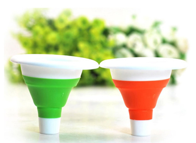 C63 Factory Direct Sales Home Retractable Funnel Kitchen Oil Leakage Hourglass Practical Small Ware C63 Factory Direct Sales Home Retractable Funnel Kitchen Oil Leakage Hourglass Practical Small Ware
