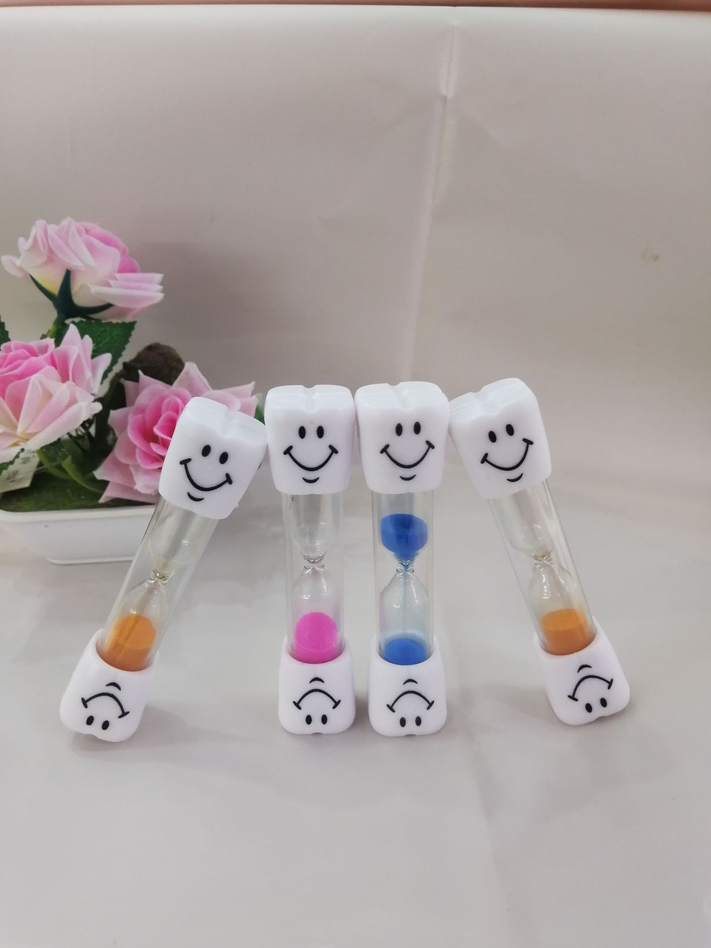 Colorful Children's Smiling Face Sand Clock Timer Brushing Timer Hourglass Mini Plastic Sand Timer Sand Clock Timer Colorful Children's Smiling Face Sand Clock Timer Brushing Timer Hourglass Mini Plastic Sand Timer Sand Clock Timer