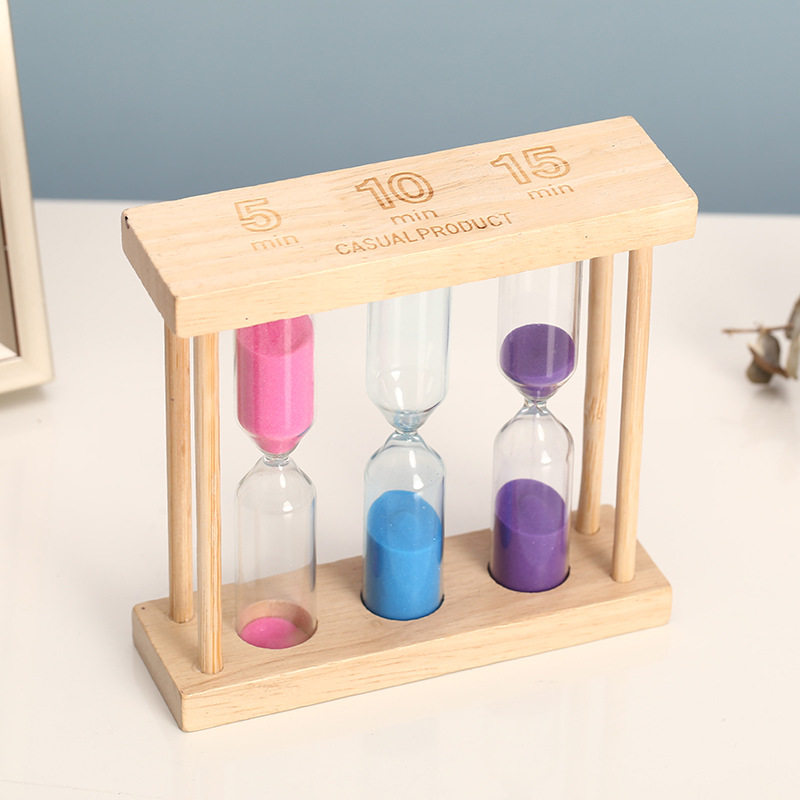 Creative OnePiece Wooden Hourglass Toys for Children Early Education Gift Timing Reminder Sand Clock Timer