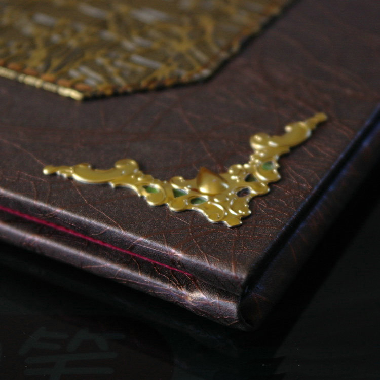 Upscale restaurant A4 leather cover the table menu menu menu folder folder price order