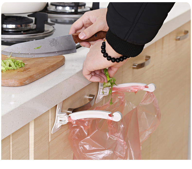 Korean creative cabinet plastic bag hook garbage bag rack rack bag kitchen garbage bag rack Korean creative cabinet plastic bag hook garbage bag rack rack bag kitchen garbage bag rack