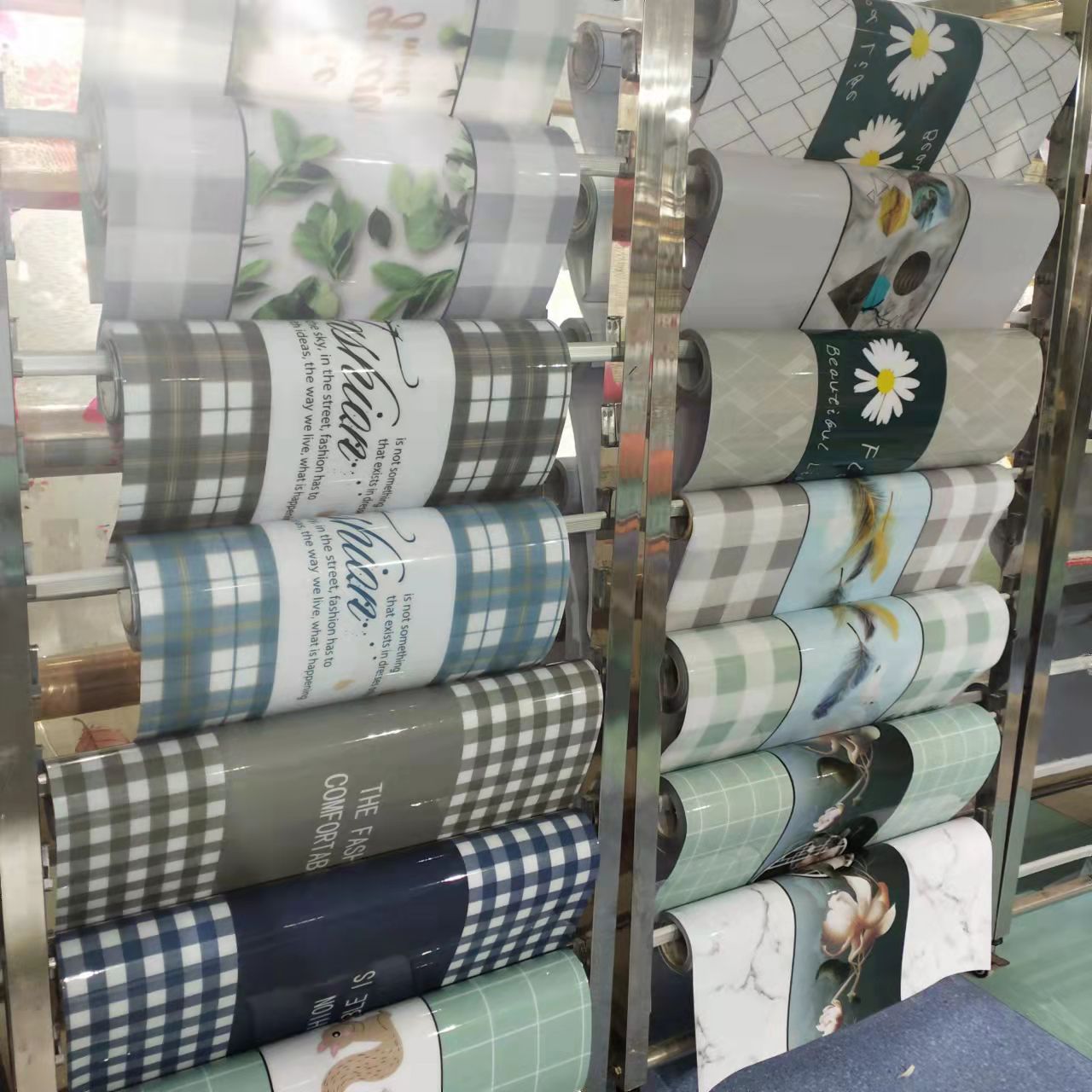 Thick PVC Tablecloth Waterproof and Oilproof and Heatproof Disposable PU Leather Pattern Plastic Nordic Ins Odorless Dining Table Cloth Tablecloth Thick PVC Tablecloth Waterproof and Oilproof and Heatproof Disposable PU Leather Pattern Plastic Nordic Ins Odorless Dining Table Cloth Tablecloth