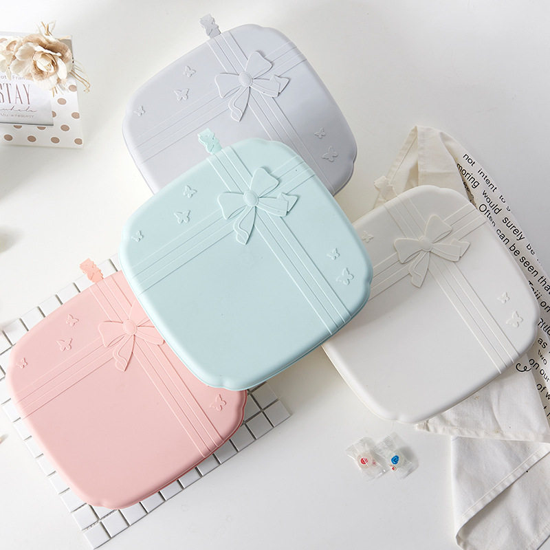 New Creative Dried Fruit Box European-Style Sealed Candy Plate Plastic Multi-Grid Snack Storage Box with Lid New Creative Dried Fruit Box European-Style Sealed Candy Plate Plastic Multi-Grid Snack Storage Box with Lid