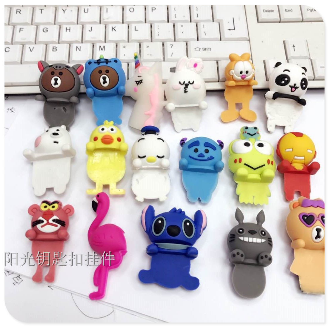 Creative two - in - one cartoon stereo childe mobile phone cord mobile phone rings hang neck rope. Creative two - in - one cartoon stereo childe mobile phone cord mobile phone rings hang neck rope.